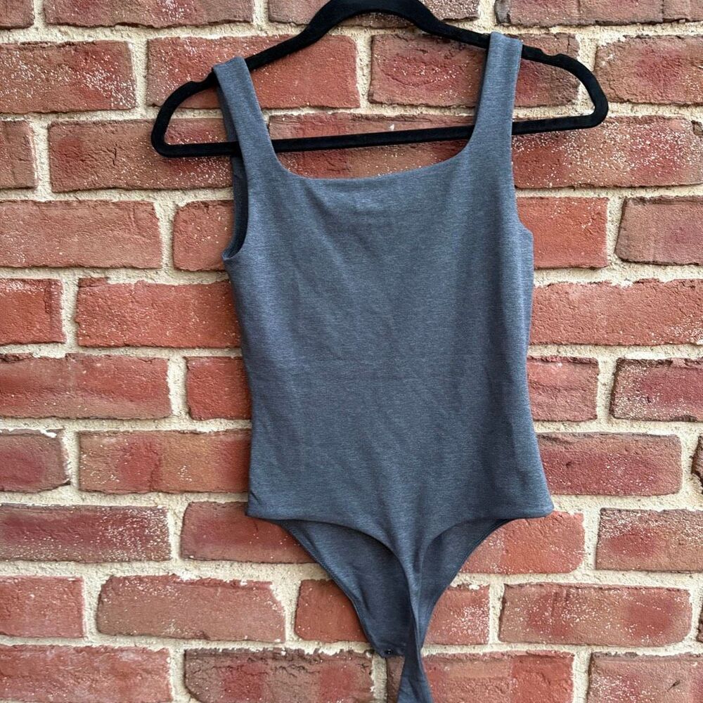 Aritzia Original Contour Pursue Square neck Bodysuit Heather Charcoal S NEW - Picture 11 of 12